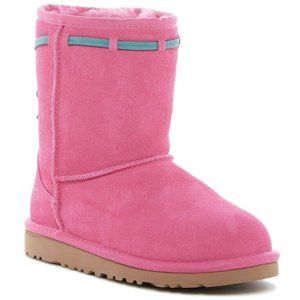 UGG Australia Youth Size 4 Classic Short Hot Pink Carranza Boot
